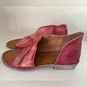Free People Pink Mont Blanc
Leather Sandal - Women size 40 (9.5 US)